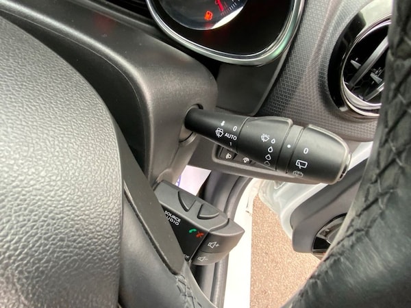 Used Renault Clio 2019 for sale - 74844344: Photo 25