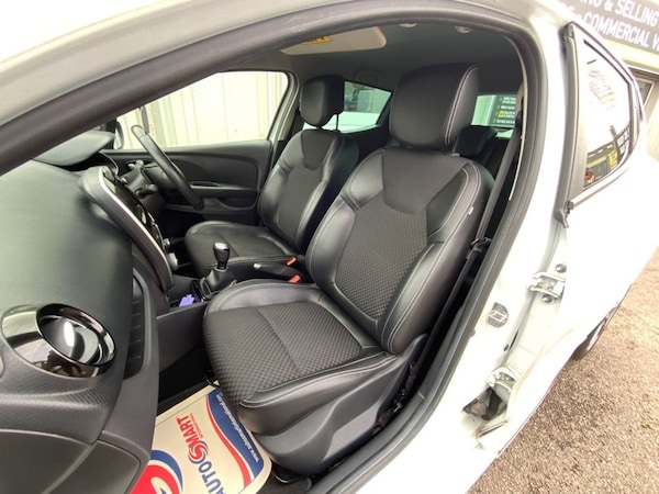 Used Renault Clio 2019 for sale - 74844344: Photo 35