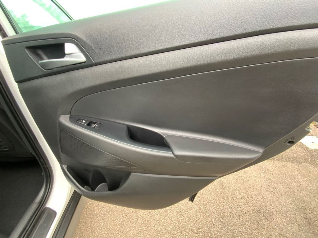 Used Hyundai TUCSON 2018 for sale - 76080921: Photo 35