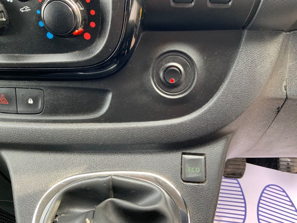 Used Vauxhall Vivaro 2019 for sale - 77990946: Photo 21