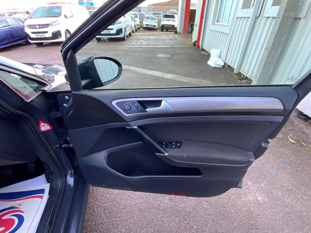 Used Volkswagen Golf 2016 for sale - 77276373: Photo 16