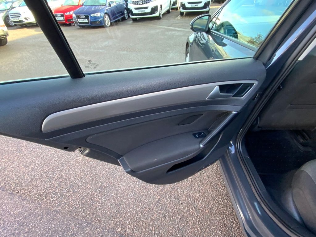 Used Volkswagen Golf 2016 for sale - 77276373: Photo 28