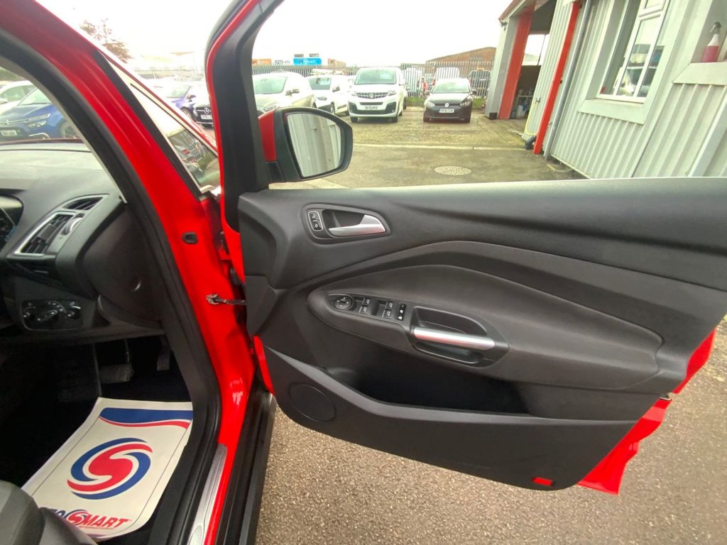 Used Ford Grand C-Max 2018 for sale - 77643015: Photo 21