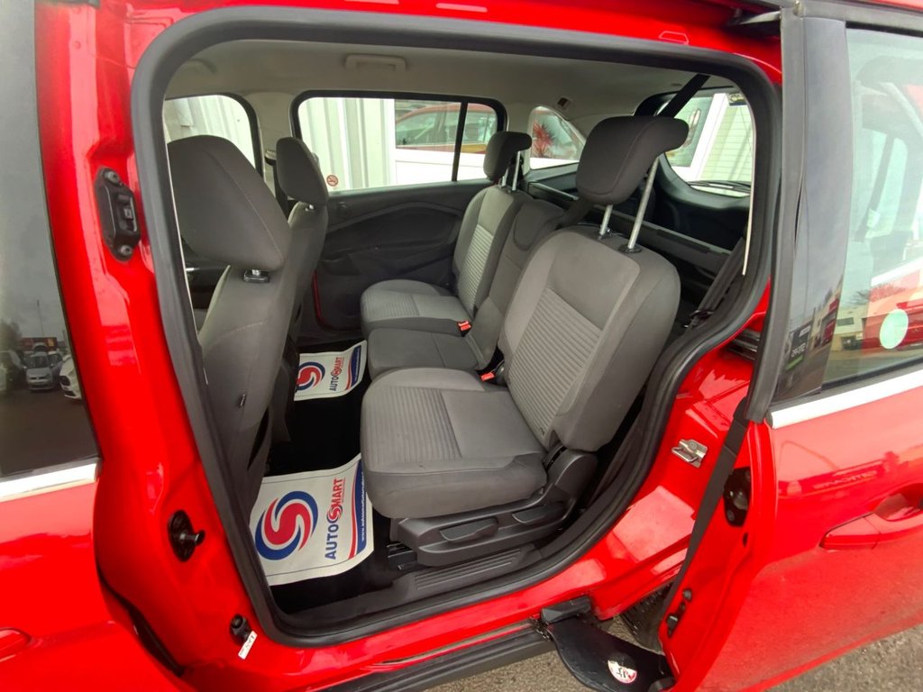 Used Ford Grand C-Max 2018 for sale - 77643015: Photo 25