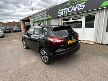 Used Nissan Qashqai 2016 for sale - 78887789: Photo