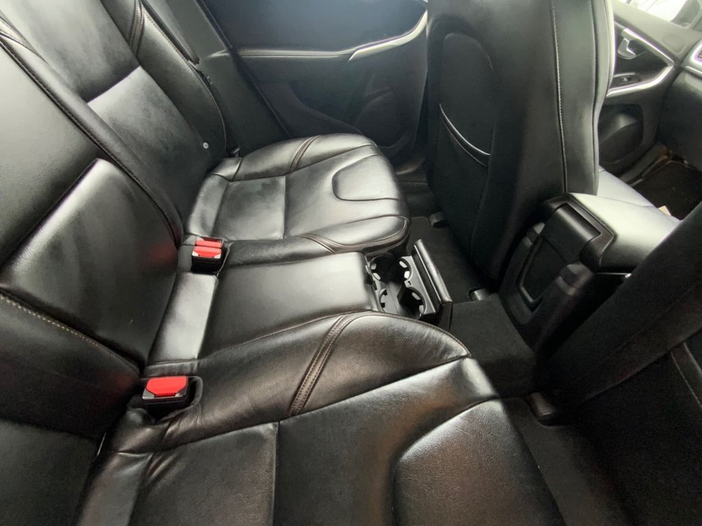 Used Volvo V40 2016 for sale - 77703918: Photo 23