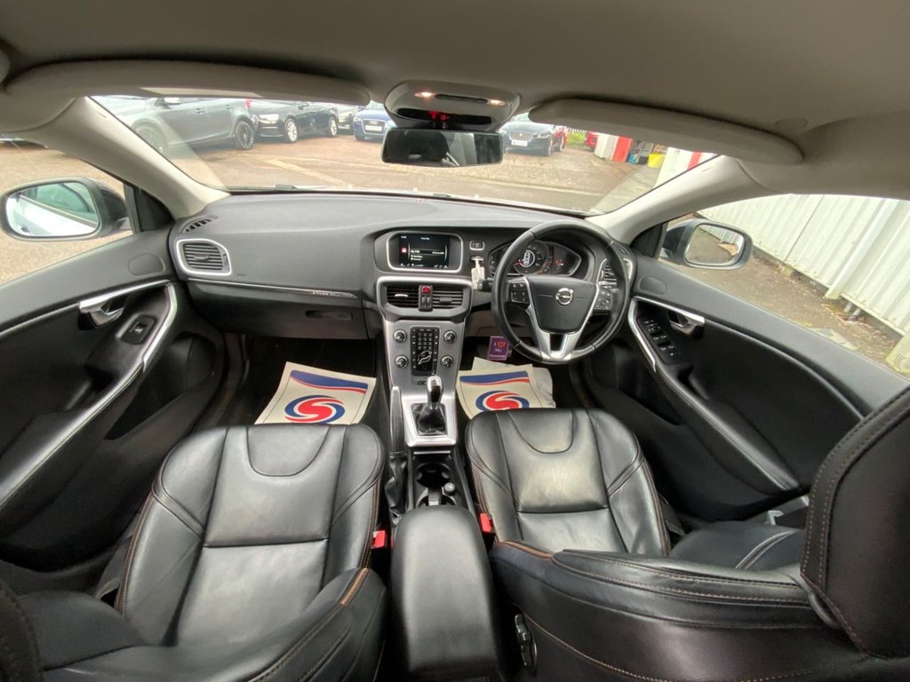 Used Volvo V40 2016 for sale - 77703918: Photo 34