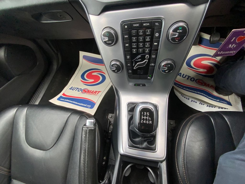 Used Volvo V40 2016 for sale - 77703918: Photo 40