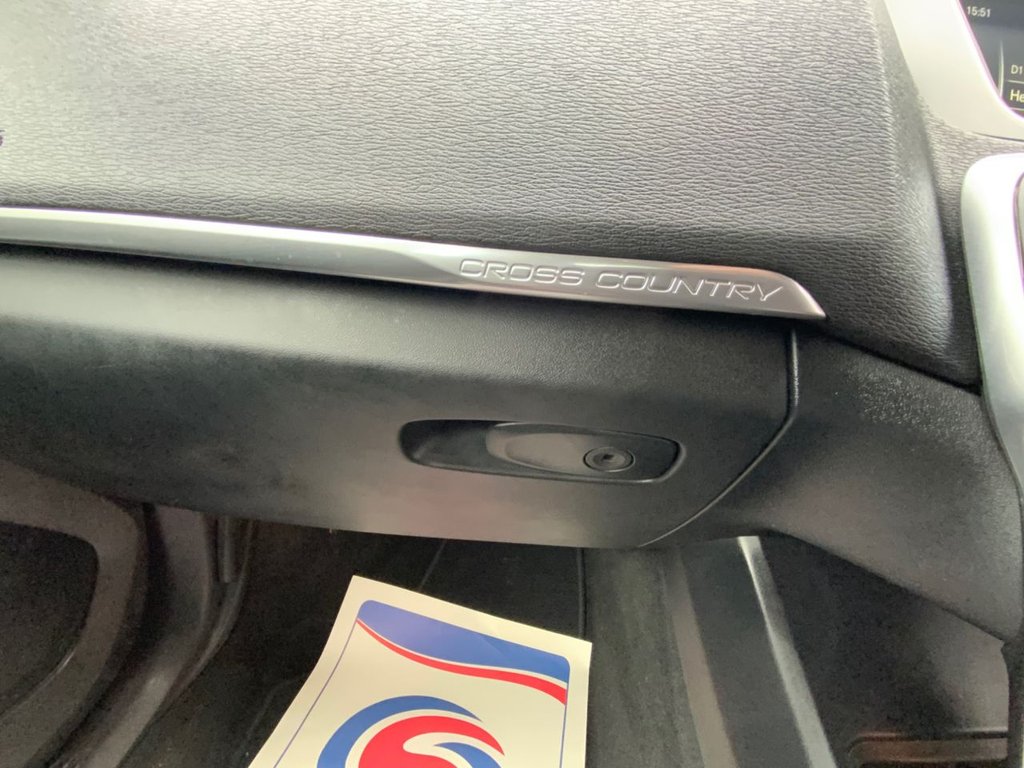 Used Volvo V40 2016 for sale - 77703918: Photo 46