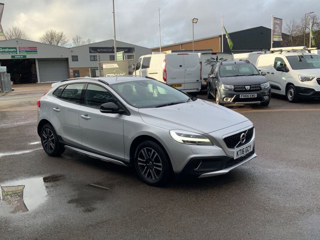 Used Volvo V40 2016 for sale - 77703918: Photo 8
