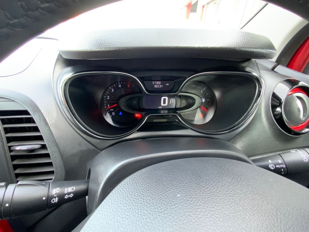 Used Renault Captur 2016 for sale - 77967221: Photo 41