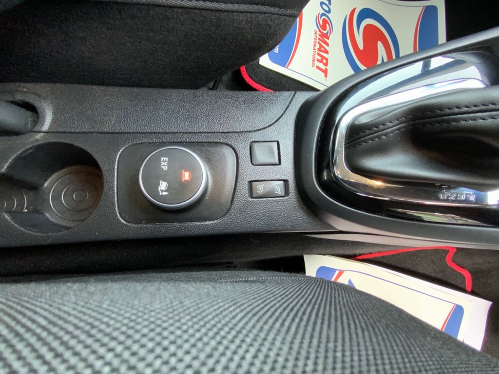 Used Renault Captur 2016 for sale - 77967221: Photo 42