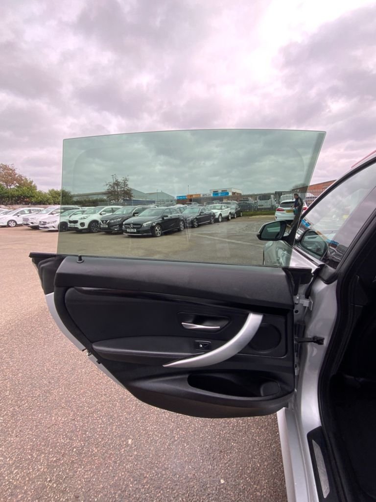 Used BMW 3 Series 2013 for sale - 77680590: Photo 31