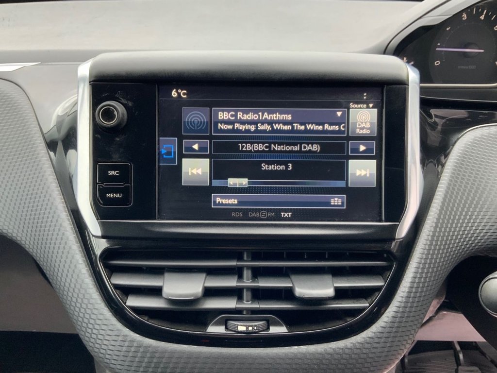 Used Peugeot 2008 2016 for sale - 77302520: Photo 32