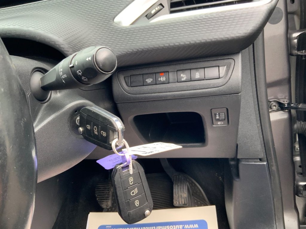 Used Peugeot 2008 2016 for sale - 77302520: Photo 36