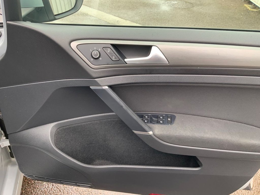 Used Volkswagen Golf 2013 for sale - 77631758: Photo 12