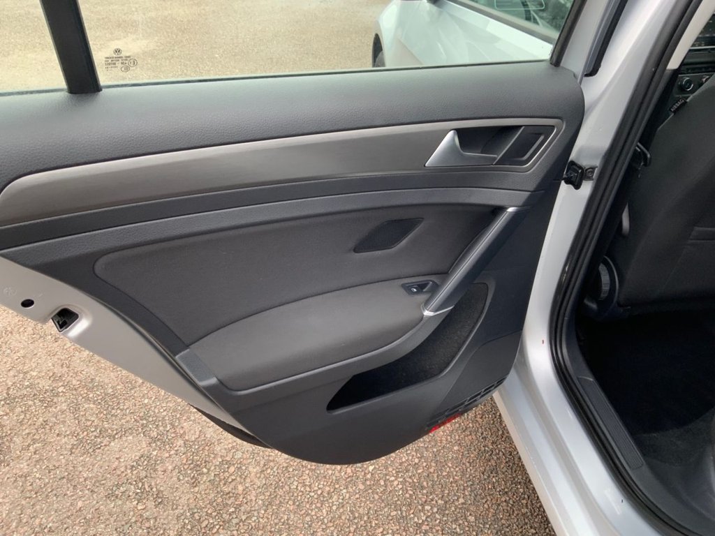 Used Volkswagen Golf 2013 for sale - 77631758: Photo 17