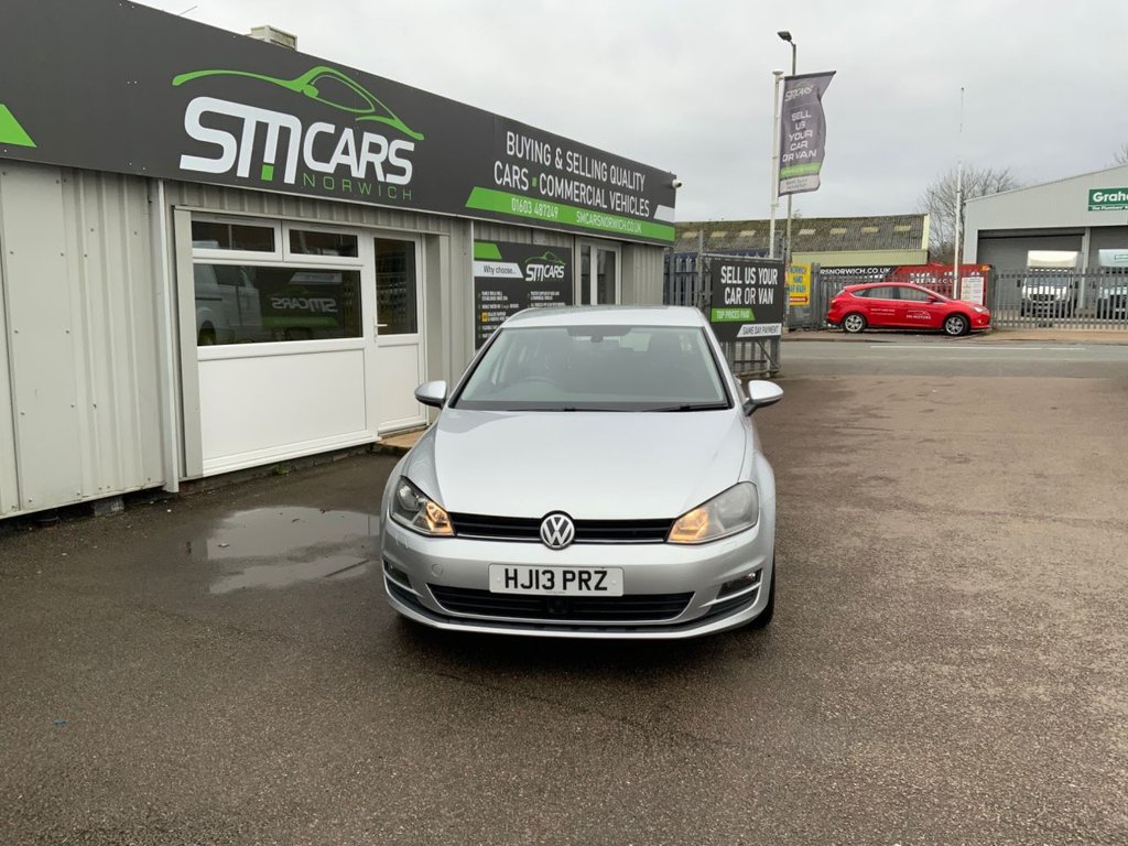 Used Volkswagen Golf 2013 for sale - 77631758: Photo 2