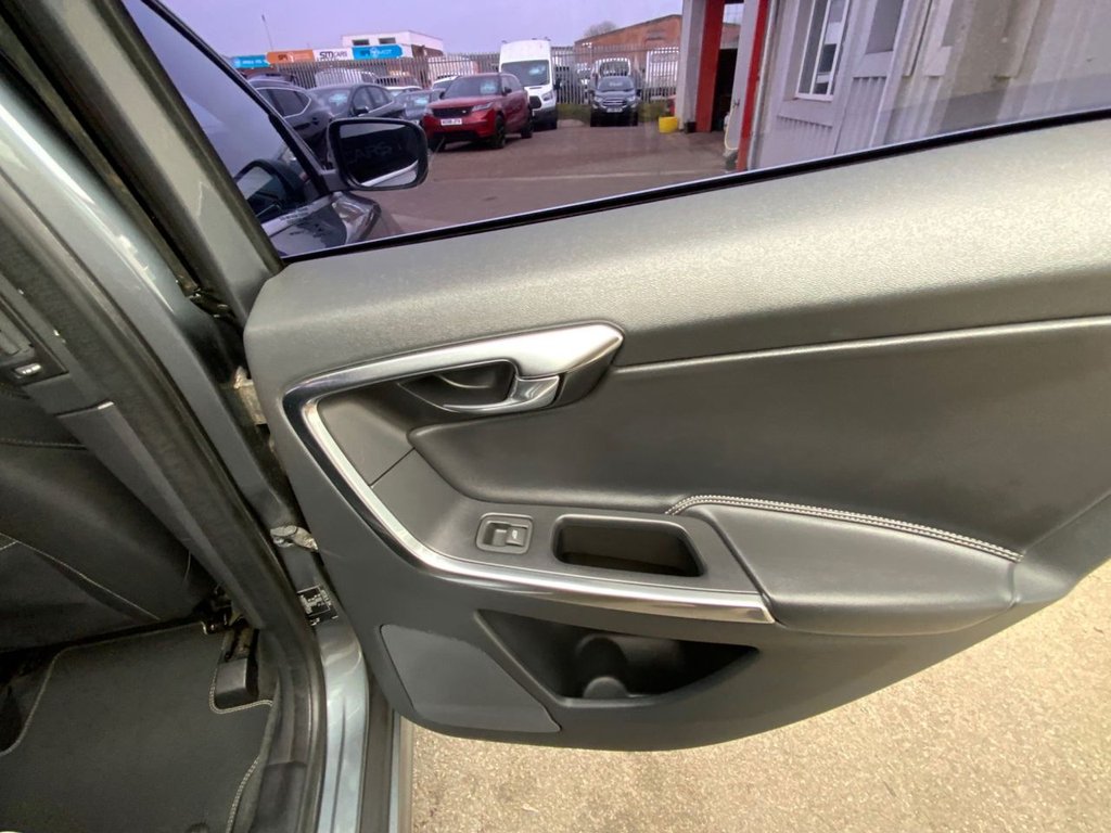 Used Volvo XC60 2016 for sale - 78056233: Photo 24