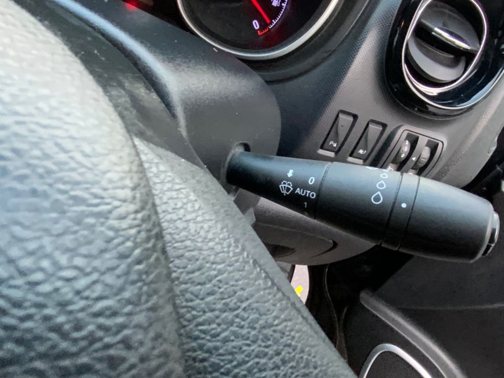Used Vauxhall Vivaro 2018 for sale - 76345952: Photo 25