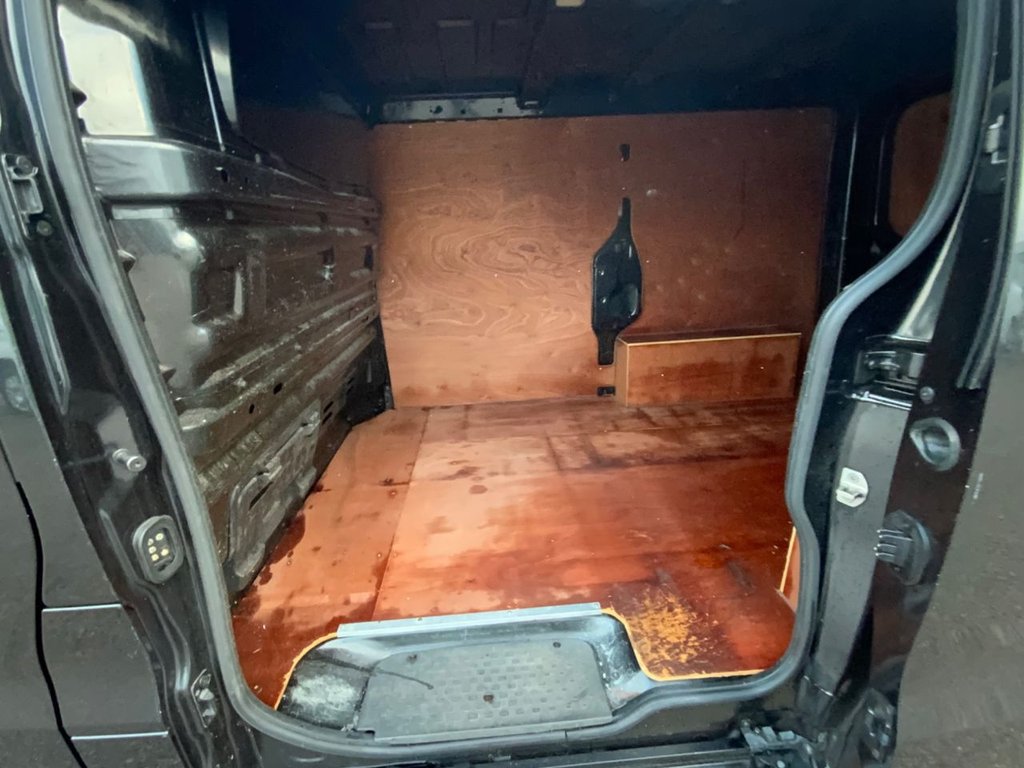 Used Vauxhall Vivaro 2018 for sale - 76345952: Photo 33