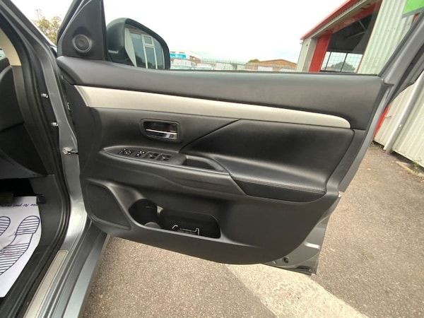 Used Mitsubishi Outlander 2015 for sale - 76223408: Photo 17