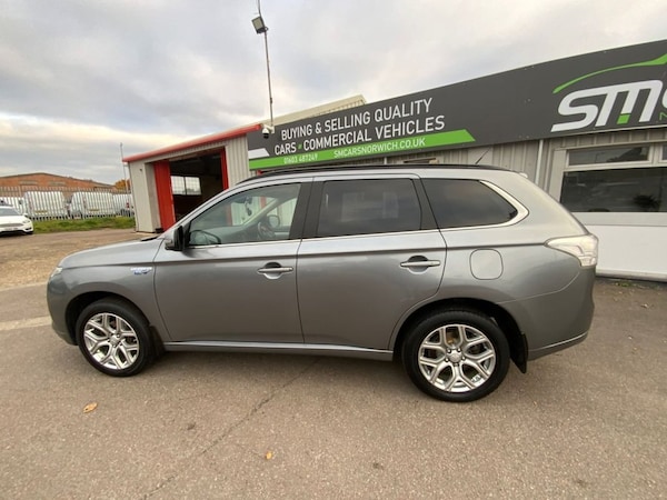 Used Mitsubishi Outlander 2015 for sale - 76223408: Photo 18