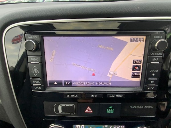 Used Mitsubishi Outlander 2015 for sale - 76223408: Photo 37