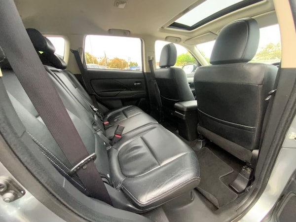 Used Mitsubishi Outlander 2015 for sale - 76223408: Photo 42