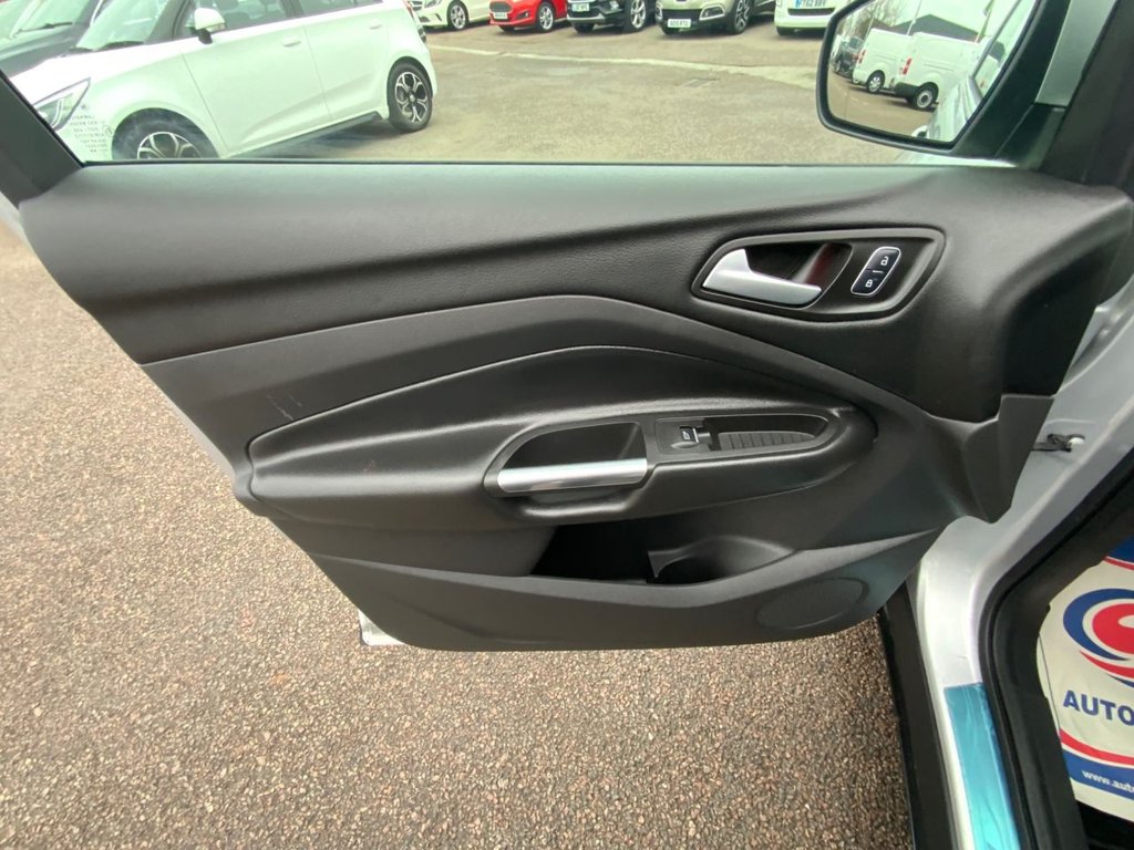 Used Ford Kuga 2018 for sale - 76923725: Photo 37