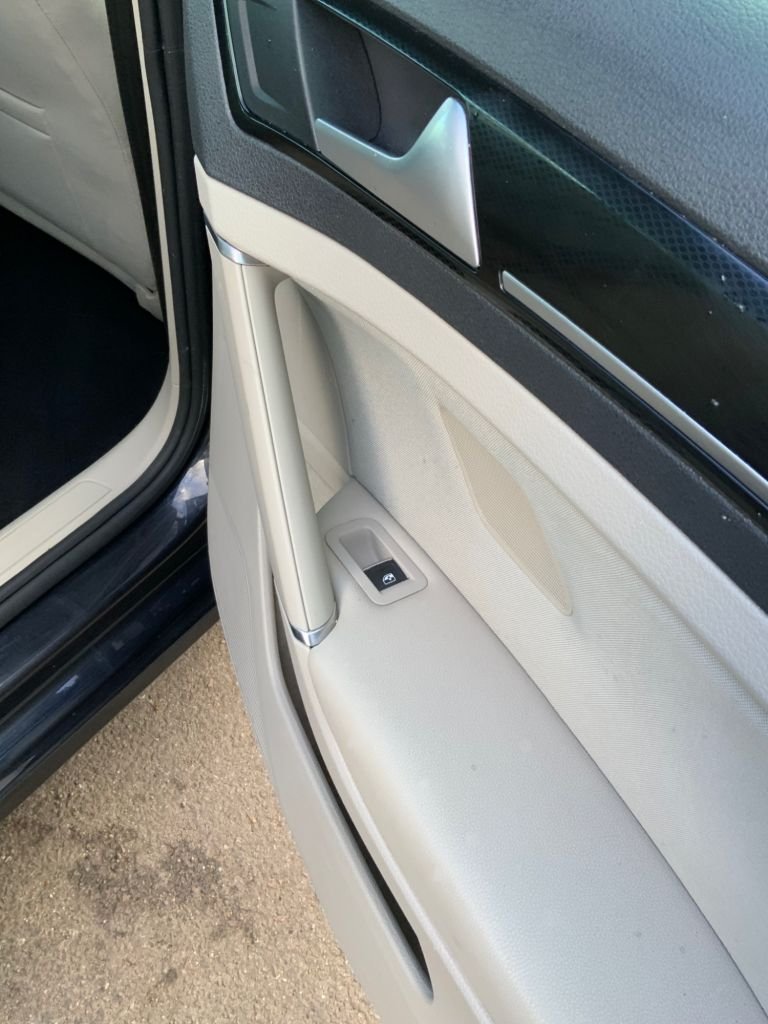 Used Volkswagen Golf 2016 for sale - 77990950: Photo 19