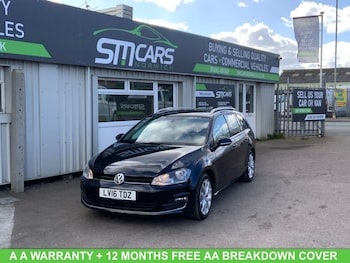 Used Volkswagen Golf 2016 for sale - 77990950: Photo