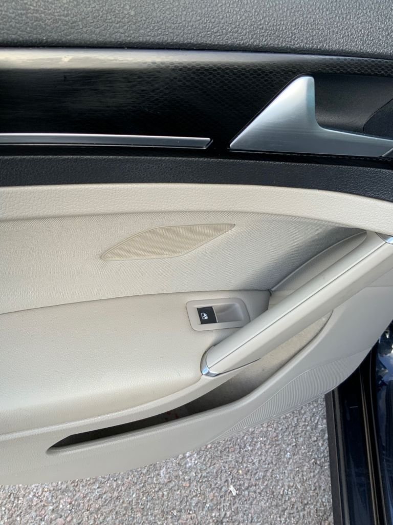 Used Volkswagen Golf 2016 for sale - 77990950: Photo 21