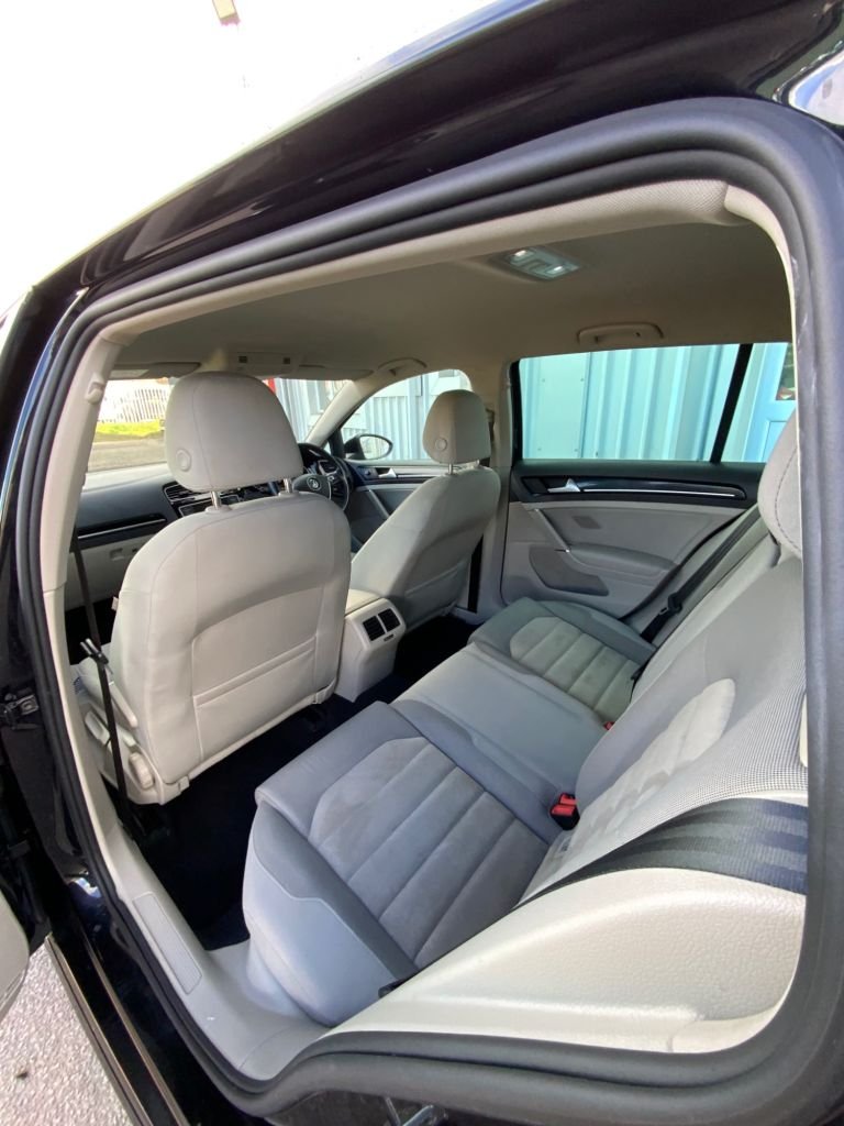 Used Volkswagen Golf 2016 for sale - 77990950: Photo 23