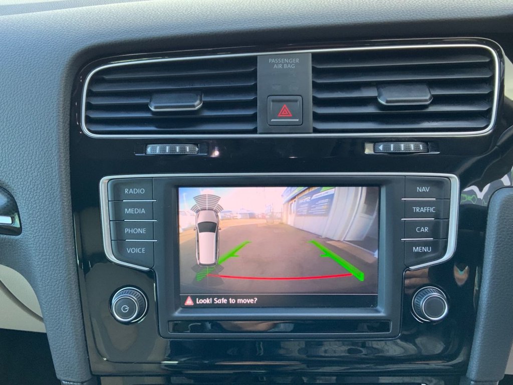 Used Volkswagen Golf 2016 for sale - 77990950: Photo 33