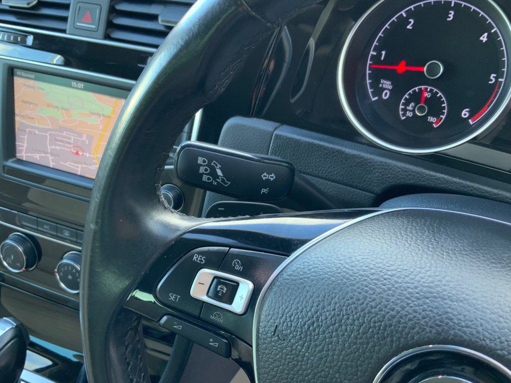 Used Volkswagen Golf 2016 for sale - 77990950: Photo 36