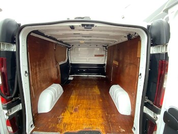 Used Vauxhall Vivaro 2017 for sale - 77666778: Photo