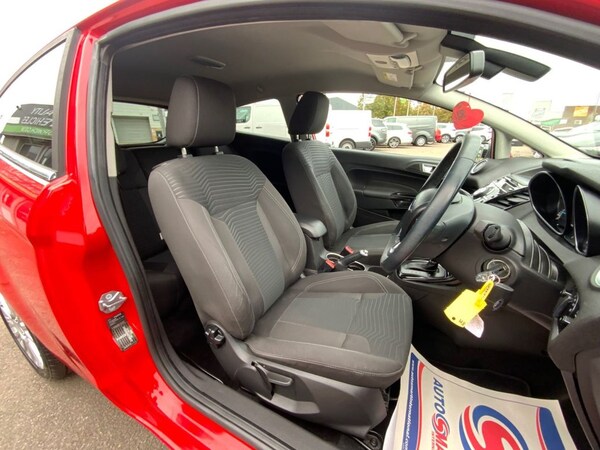 Used Ford Fiesta 2015 for sale - 76081055: Photo 14