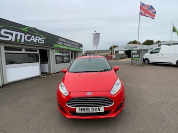 Used Ford Fiesta 2015 for sale - 76081055: Photo