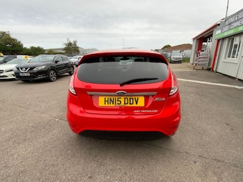Used Ford Fiesta 2015 for sale - 76081055: Photo