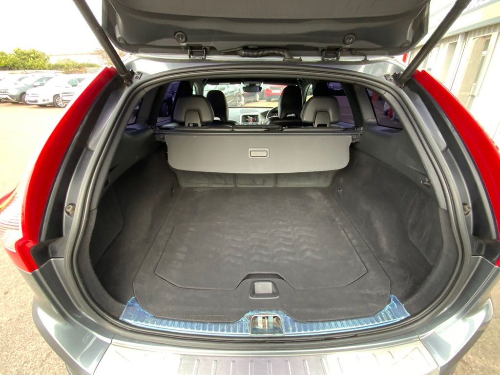 Used Volvo XC60 2016 for sale - 77981621: Photo 31