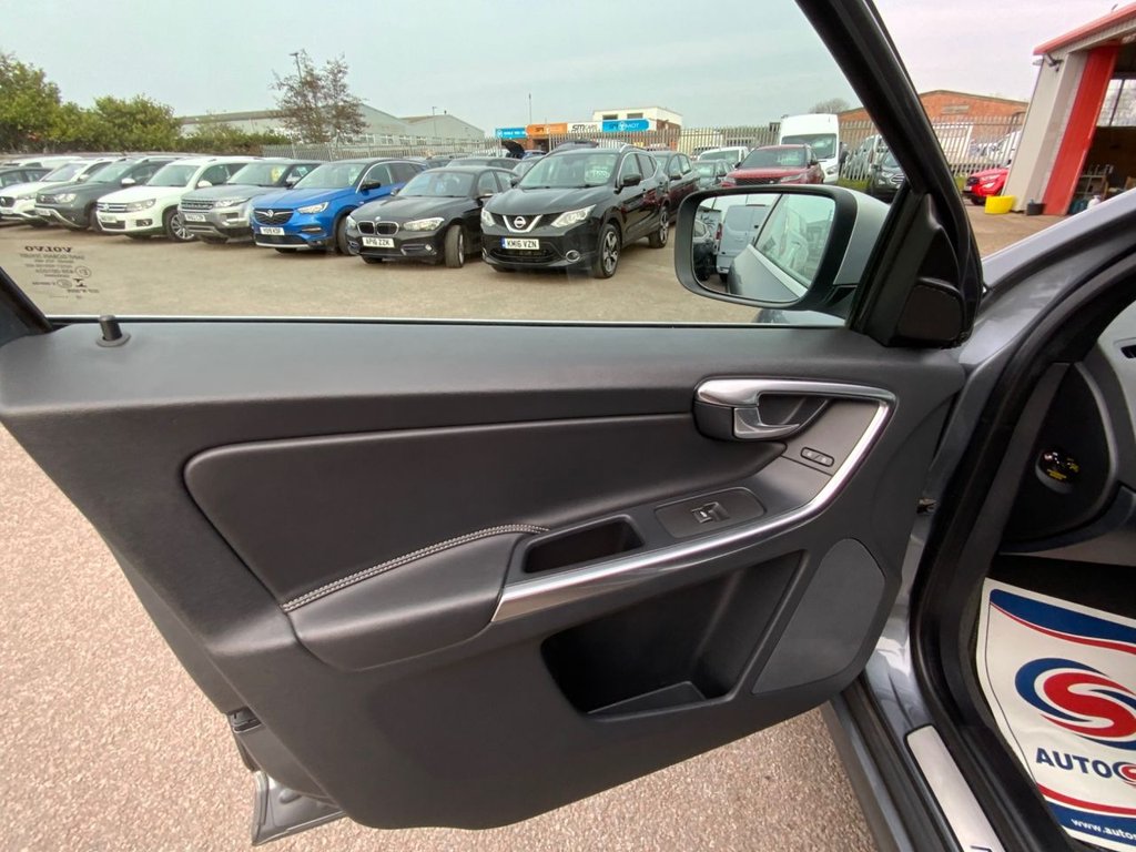 Used Volvo XC60 2016 for sale - 77981621: Photo 40