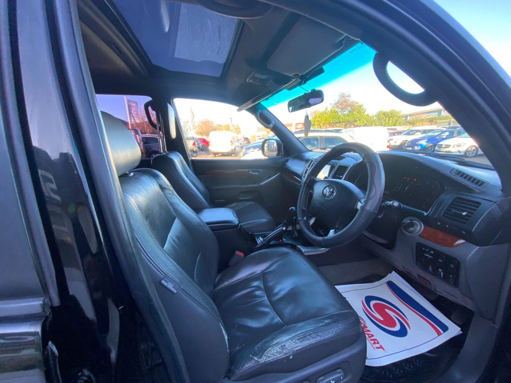 Used Toyota Land Cruiser 2003 for sale - 76711558: Photo 18