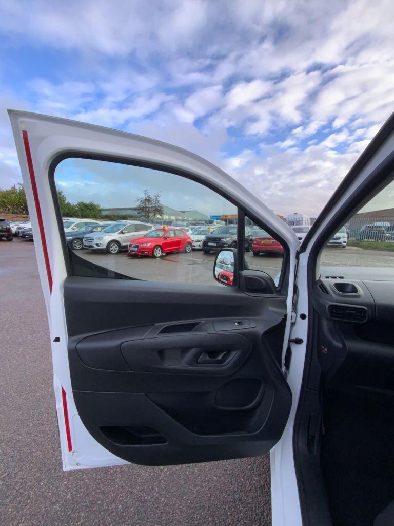 Used Vauxhall Combo 2021 for sale - 77263312: Photo 24