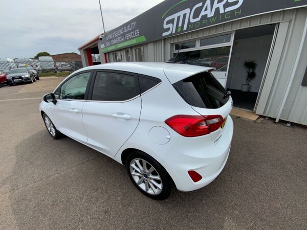 Used Ford Fiesta 2019 for sale - 75642804: Photo 16