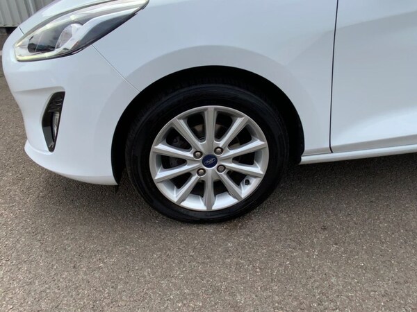 Used Ford Fiesta 2019 for sale - 75642804: Photo 33
