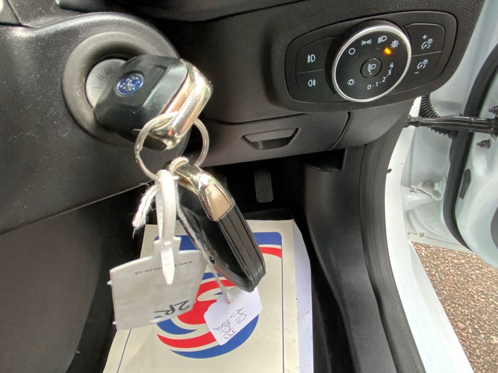 Used Ford Fiesta 2018 for sale - 76406720: Photo 21