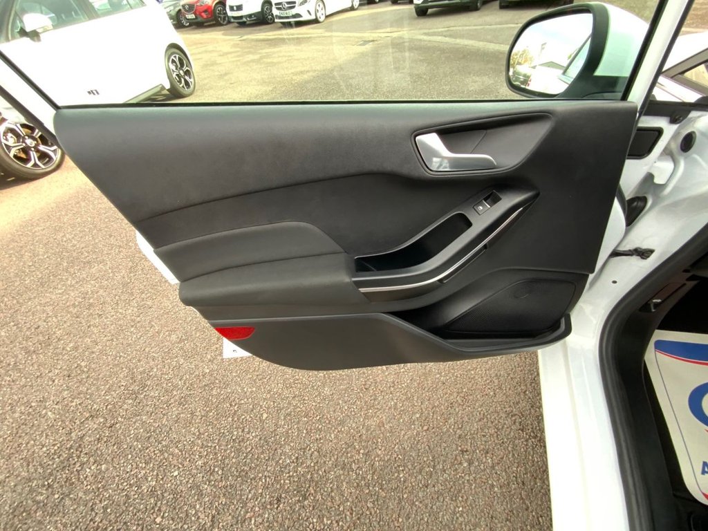 Used Ford Fiesta 2018 for sale - 76406720: Photo 36