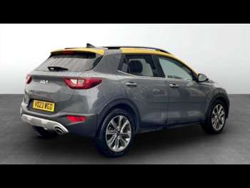 Used Kia Stonic 2023 for sale - 74246850: Photo