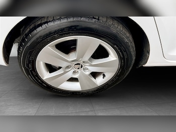 2017 - 1.0 TSI SE Hatchback 5dr Petrol Manual Euro 6 (s/s) (95 ps)